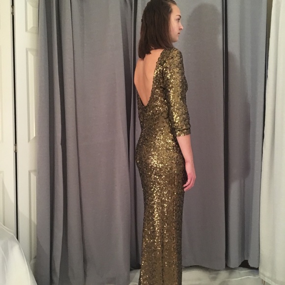 Alberto Makhani gold sequin gown - Picture 3 of 7